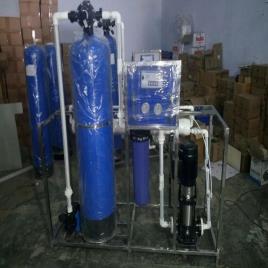 1000 LPH Industrial RO Equipment, FRP