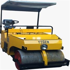 1.5 Ton Hydrostatic Cricket Pitch Roller