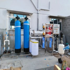 2000 LPH FRP RO Plant