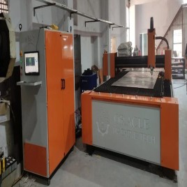 6KW Fiber Laser Cutting Machine