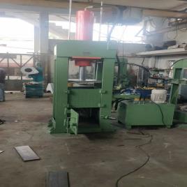 60-90 Ton Mild Steel Bottle Baling Machine