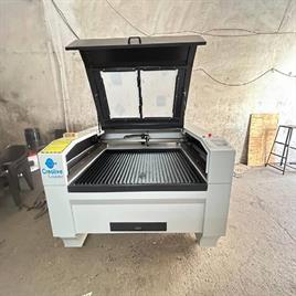 Acrylic Laser Cutter