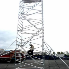 Aluminum Tower Ladder (8-20 ft)