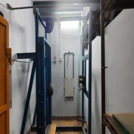 Manual Analog Human Impact Testing Machine