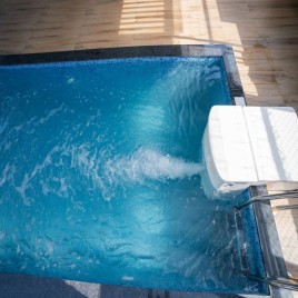 Aqua Plastic Wall Mount Filtration Unit