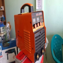 Arc 250 xlnt Welding Machine