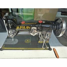 Arun Medium Material Sewing Machine
