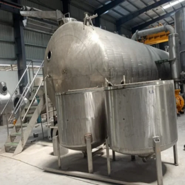 Industrial Round Soft Flow Dyeing Machine - 2000Kg