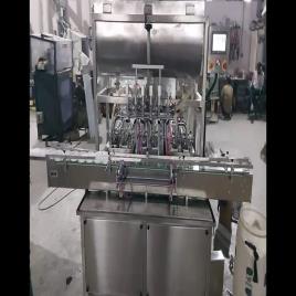 Servo Liquid Filling Machine 4 Head