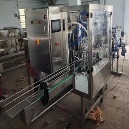Servo Driven Liquid Filling Machine