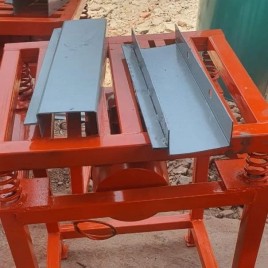 Semi Automatic D Moulding Equipment