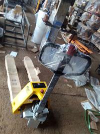 Balaad Semi Battery Pallet Truck, Unloading