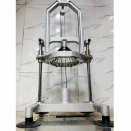 Automated Blooming Onion Cutter