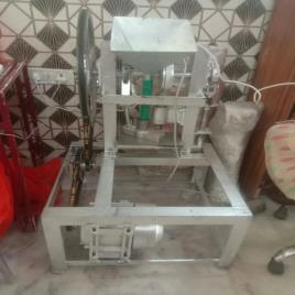 Mild Steel Camphor Tablet Machine, 5 kg/hr