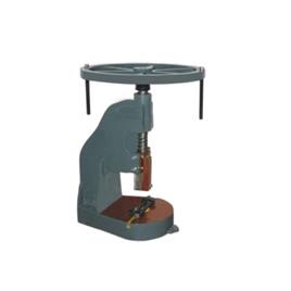 Casting Soni Fly Press