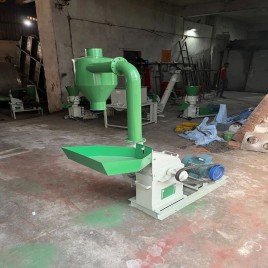 Cattle Feed Grinding Machine 100 Kg/Hr