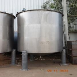 Chemical Mixing Storage Container