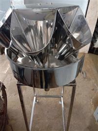 Semi Automatic Chicken Cone Machine