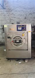 Commercial Laundry Machine