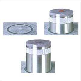 Retractable Traffic Post