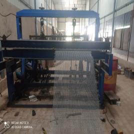 Semi-Automatic Crimped Handloom Weaving Machine