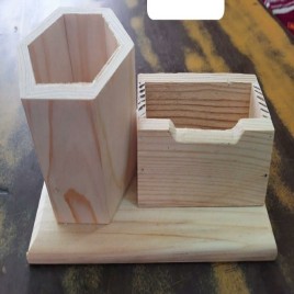 Wooden Pen Stand