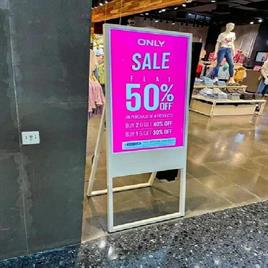 LED Digital Display Standee, 55 Inch