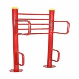 Outdoor Dip & Pull Up Station