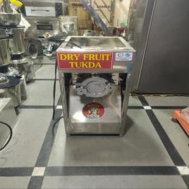 SS Dry Fruit Cutter, Hotel Use