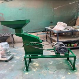 Feed Grinding Machine, 100 kg/hr