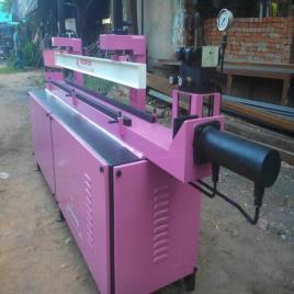 Semi-automatic Wood Cutting Machine