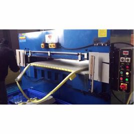 Four Pole Hydraulic Cutting Machine