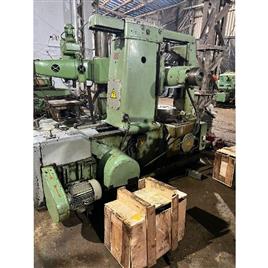 TOS FO6 Gear Hobbing Machine