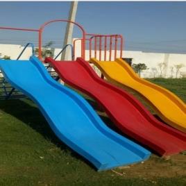 Glass Fibre Triple Wave Slide