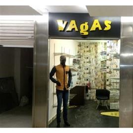 Showroom Glass Display Shelving