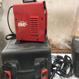 Gnat 220 Amp Industrial Welding Equipment