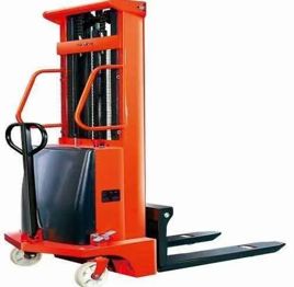 Godrej 1.5-2 Ton DC Electric Stacker