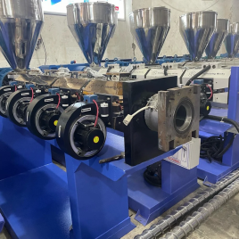 Garden Pipe Making Machine, 130kg/hr Capacity