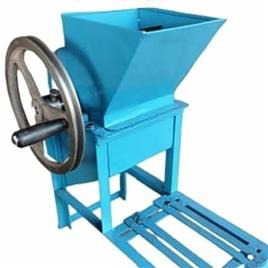 Hand Operated Groundnut Shelling Machine