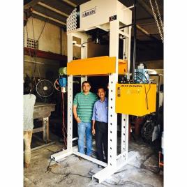Harison Hydraulic Molding Press, 380V