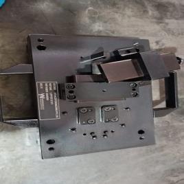 Industrial Holding Fixtures