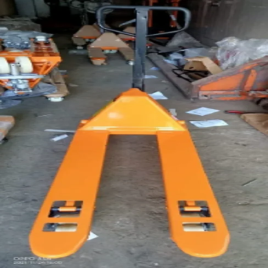 Material Handling Pallet Machine