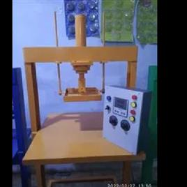 Hydraulic Hawai Chappal Manufacturing Machine