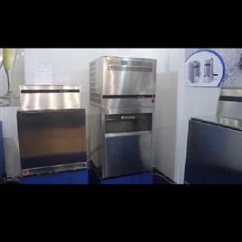 Professional Ice Maker