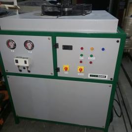 Mild Steel Industrial Oil Cooling Machine