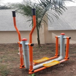 Iron Outdoor Rowing Machine