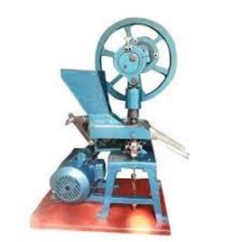 Iron Kapoor Tablet Pressing Machine
