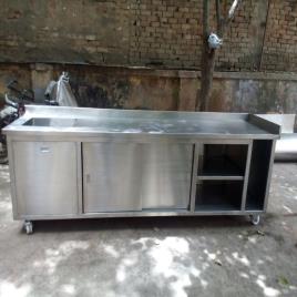 Commercial Island Table