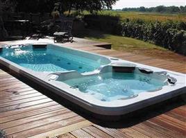 Jacuzzi Foot Pool