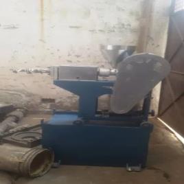 Jockey Extruder Machine